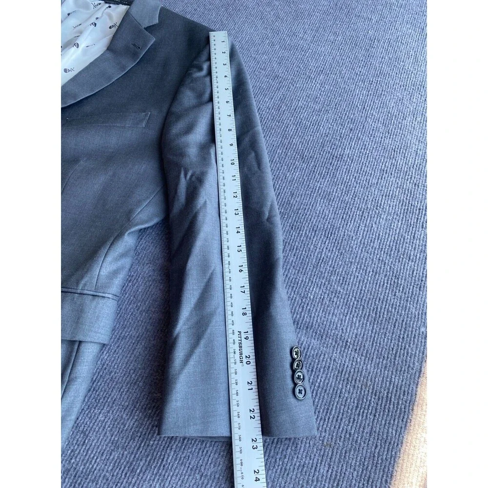 Indochino Luxury Mens Blazer 46L Gray Wool Yaletown 62 Sport Coat Skull Print